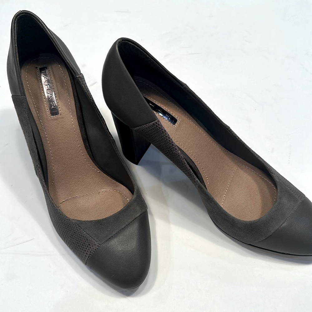 TAHARI Block Suede Elroy Heels